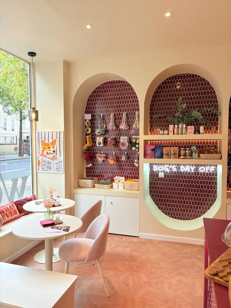 CASA DEL DOGGO • COFFEE SHOP & GROMMING - photo 1
